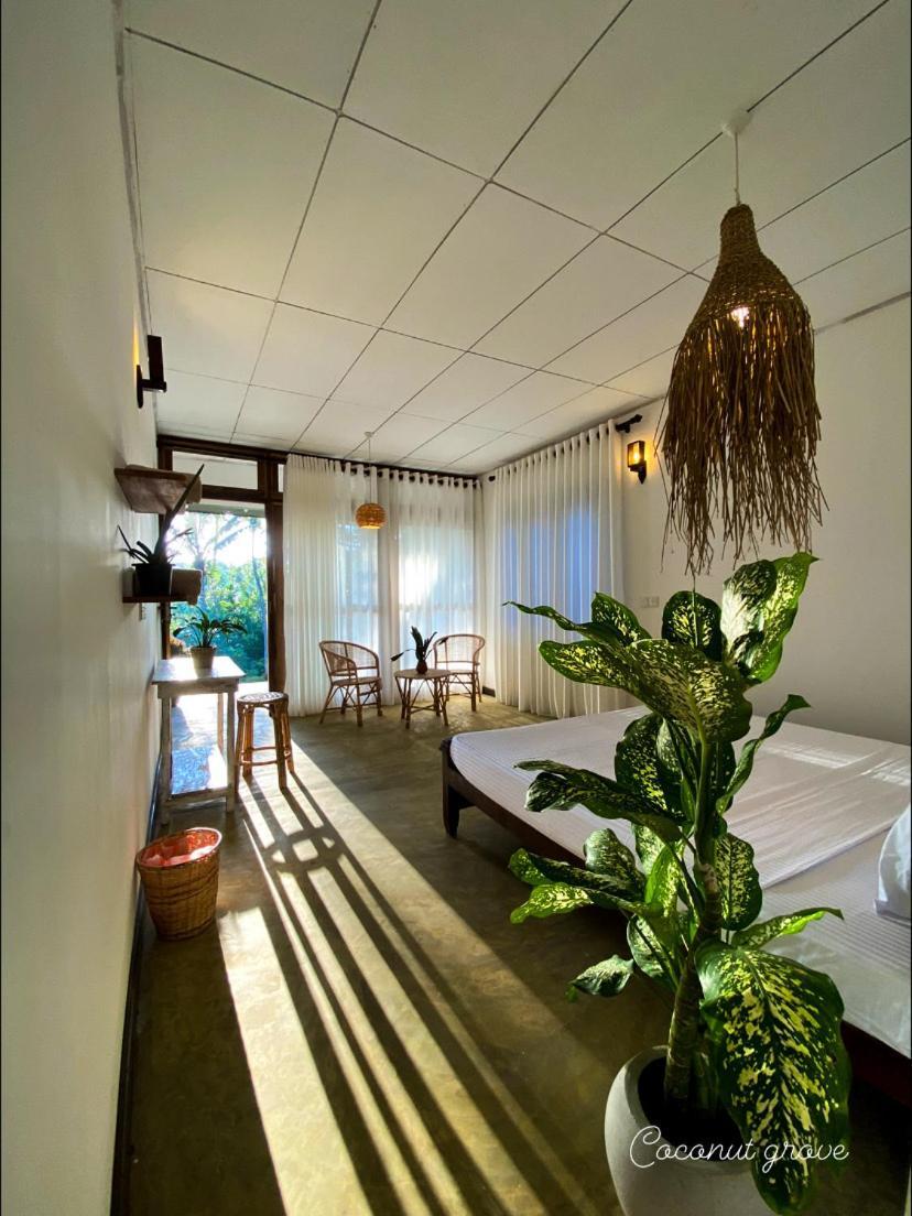 Coconut Grove - Midigama Hotel Exterior photo